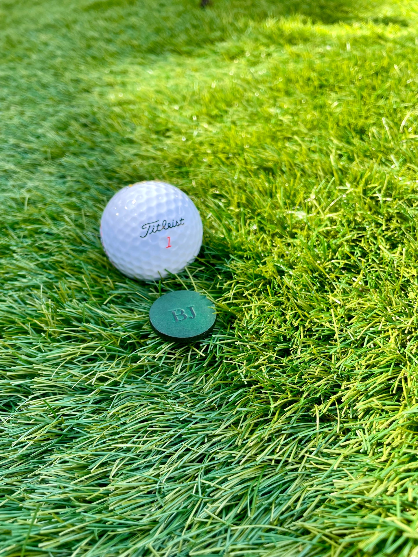 Premium Leather Golf Ball Marker Sleeve and Forest Green 25mm & 40mm Ball Marker set.Custom Embossed.